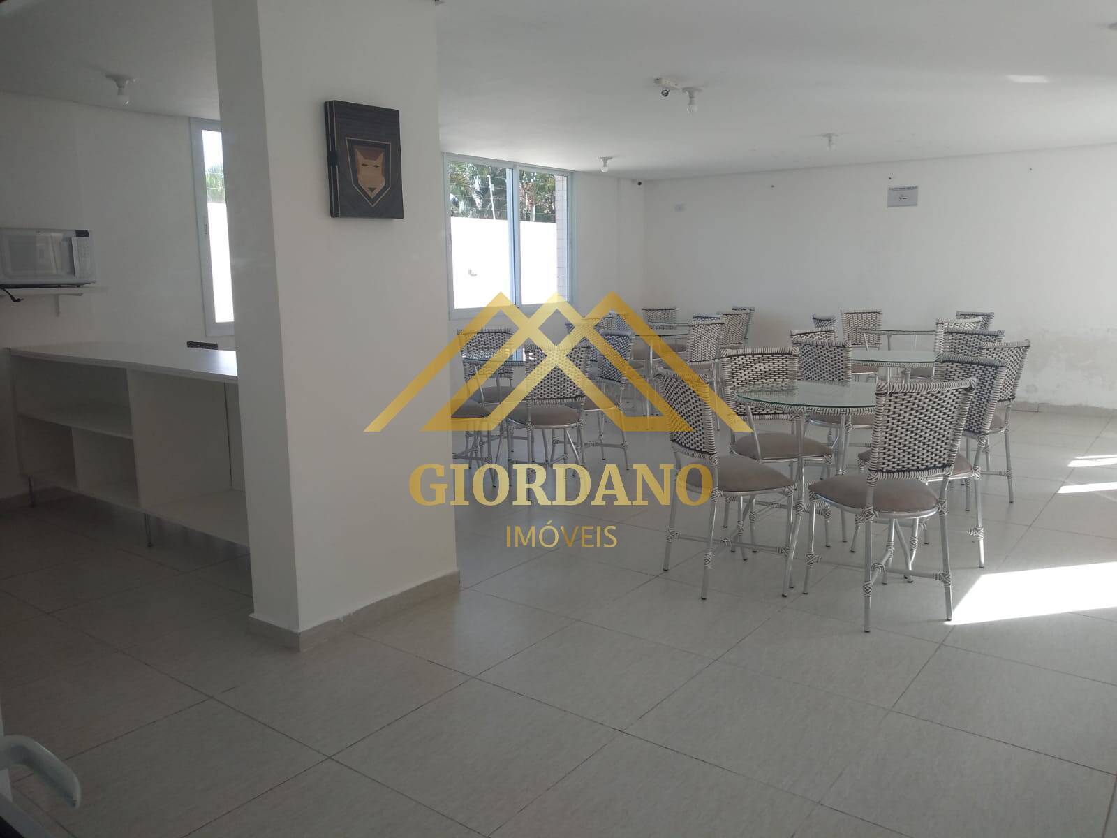 Apartamento para alugar com 3 quartos, 85m² - Foto 9