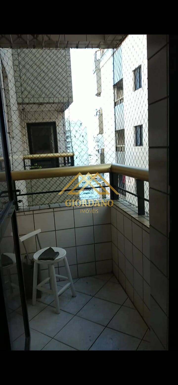 Apartamento à venda com 1 quarto, 42m² - Foto 13