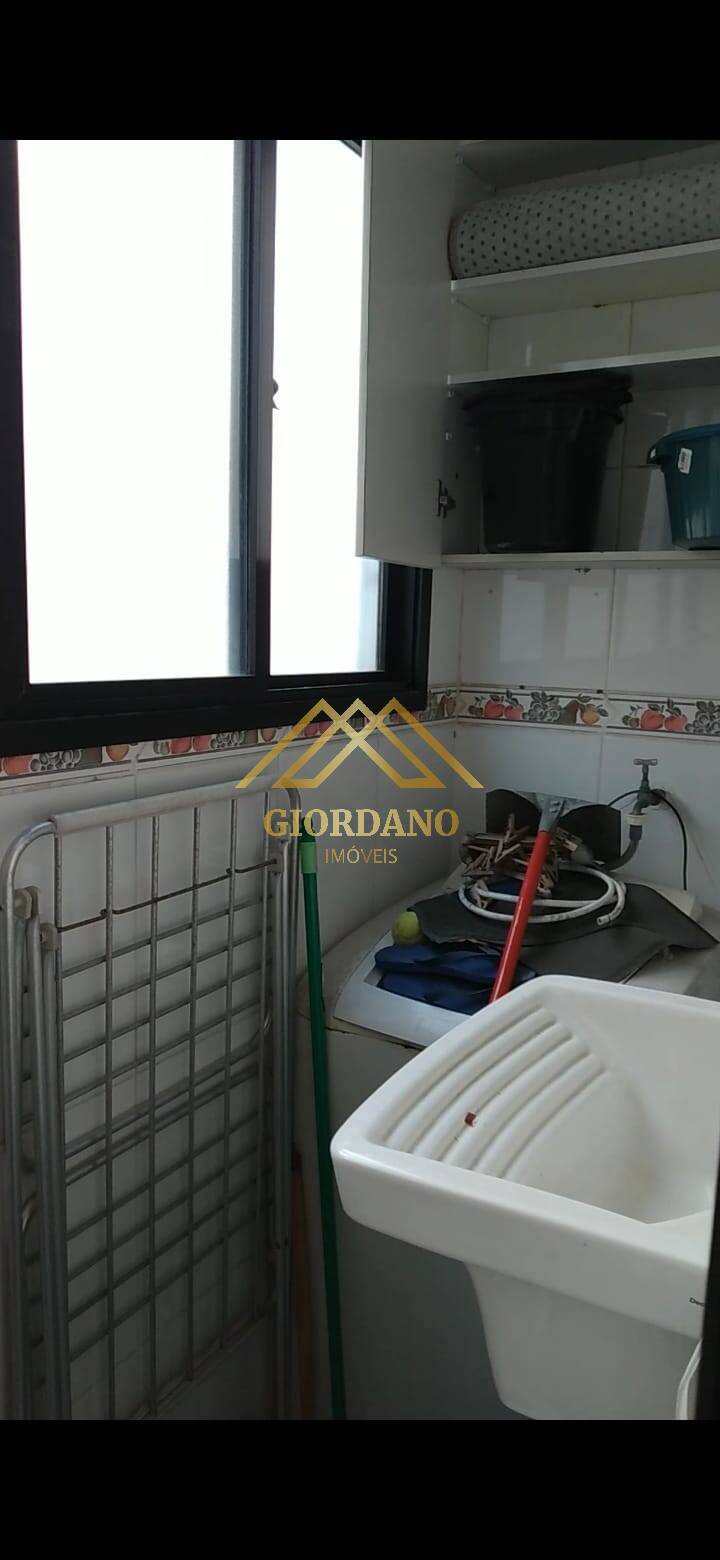 Apartamento à venda com 1 quarto, 42m² - Foto 17