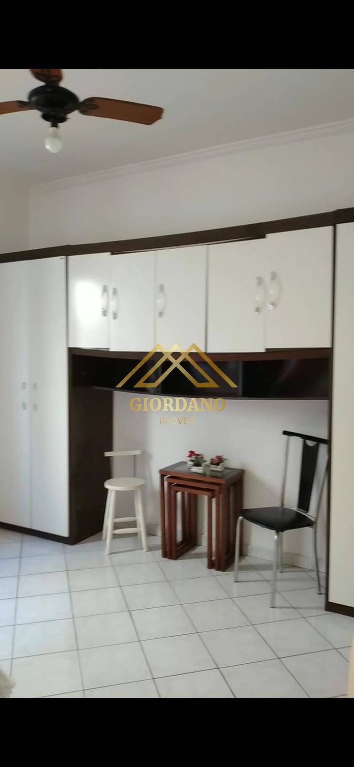 Apartamento à venda com 1 quarto, 42m² - Foto 20