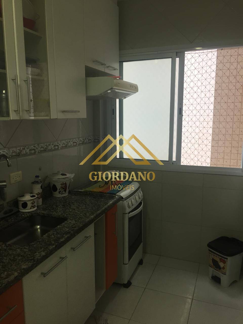 Apartamento à venda com 2 quartos, 70m² - Foto 27