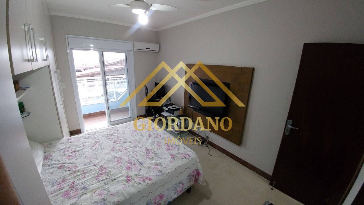 Casa à venda com 4 quartos, 70m² - Foto 10