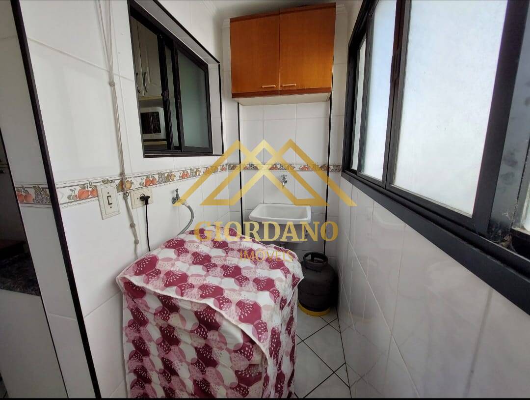 Apartamento para alugar com 2 quartos, 80m² - Foto 12