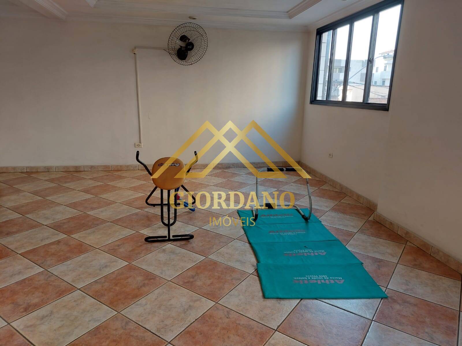 Apartamento para alugar com 2 quartos, 80m² - Foto 36