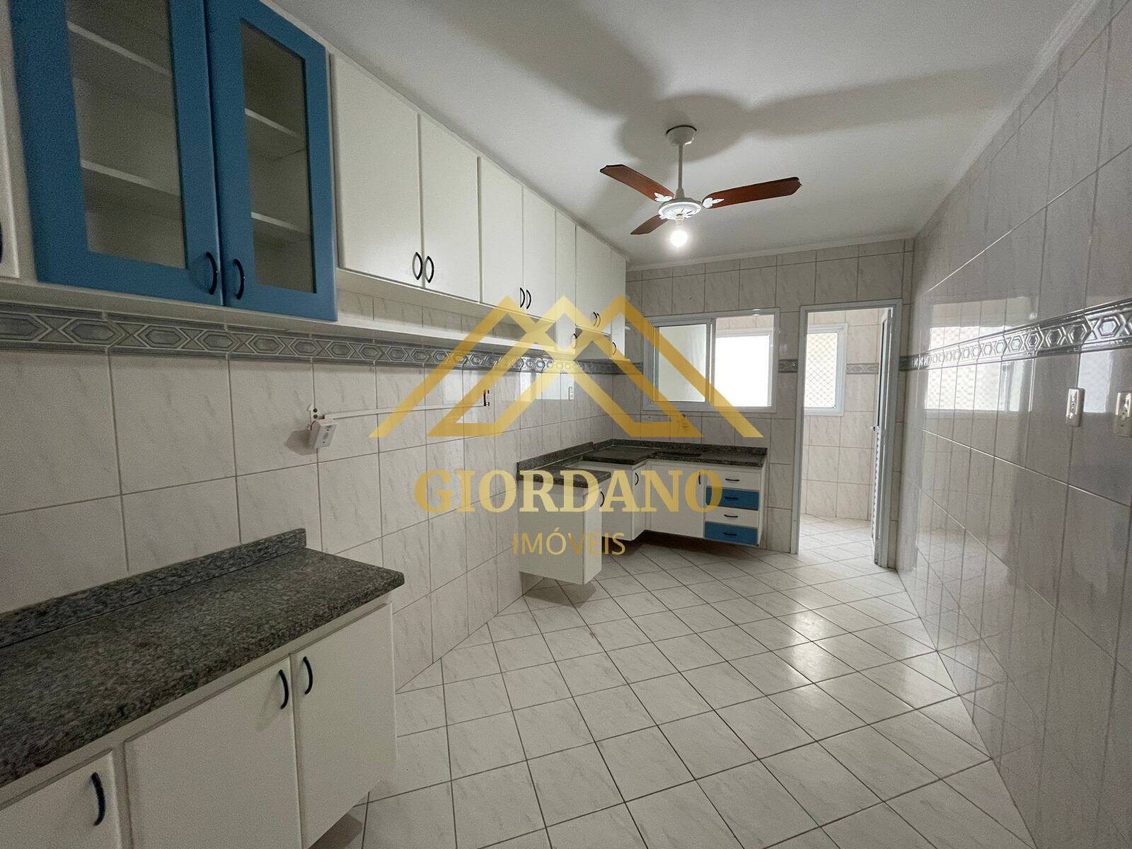 Apartamento à venda com 2 quartos, 75m² - Foto 16