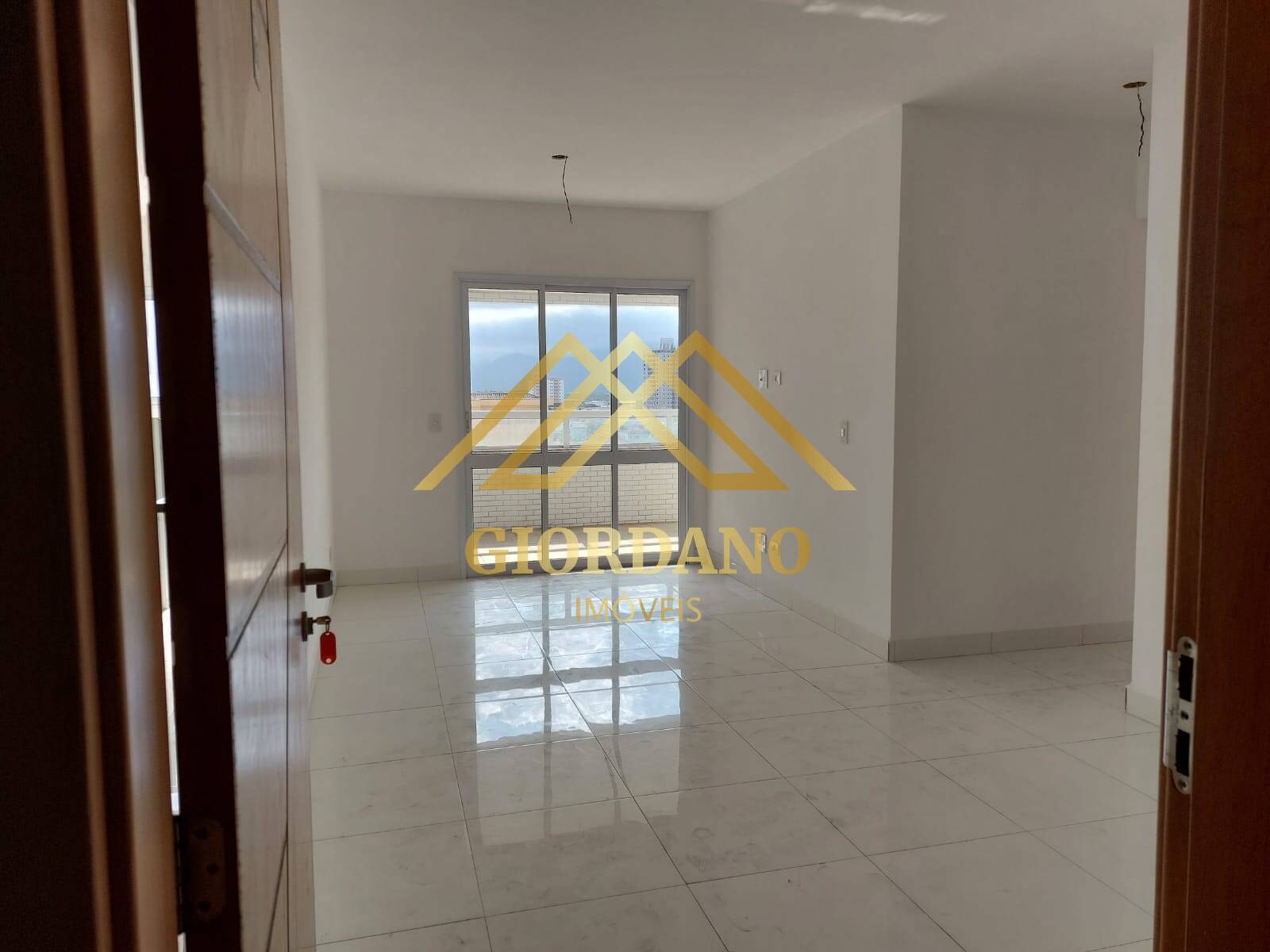 Apartamento à venda com 2 quartos, 86m² - Foto 2