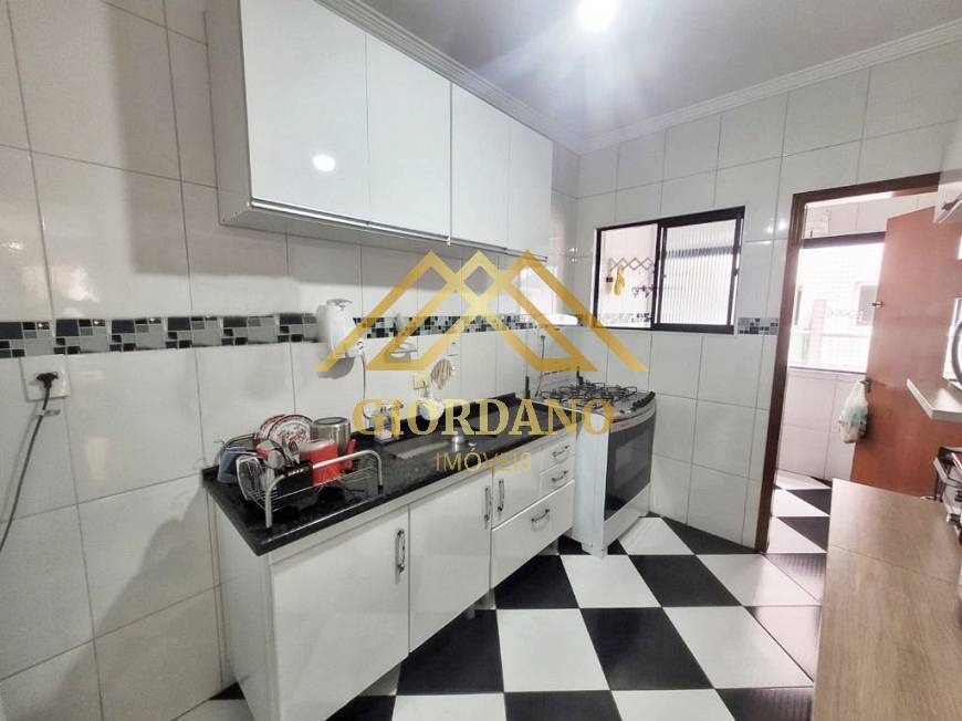 Apartamento à venda com 2 quartos, 83m² - Foto 10