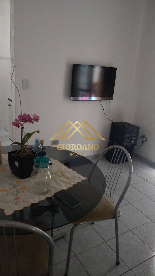 Apartamento para alugar com 1 quarto, 50m² - Foto 2