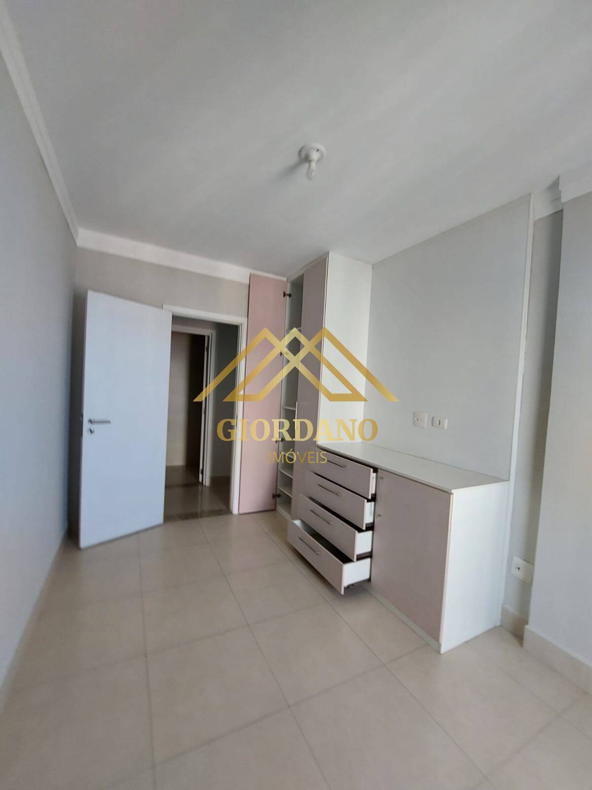 Apartamento à venda e aluguel com 2 quartos, 90m² - Foto 22