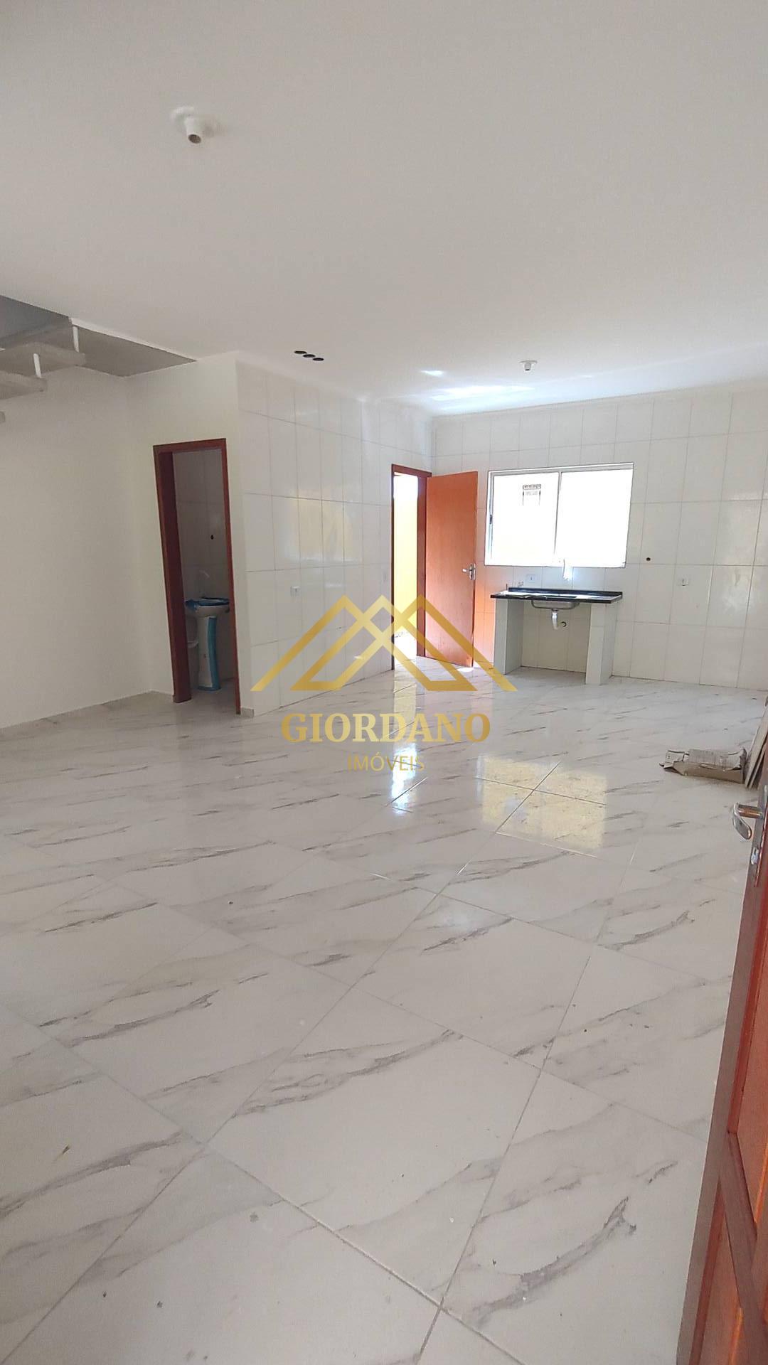 Casa para alugar com 2 quartos, 70m² - Foto 4