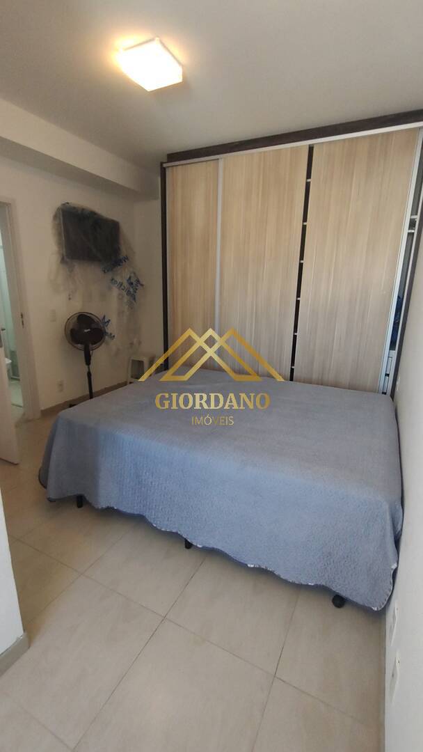 Apartamento para alugar com 2 quartos, 77m² - Foto 11